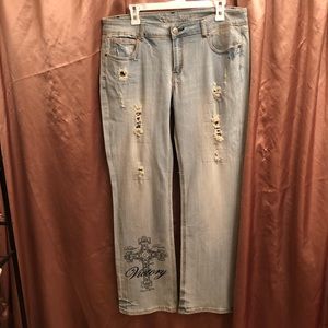 Woman’s Cowgirl Tuff Cross jeans